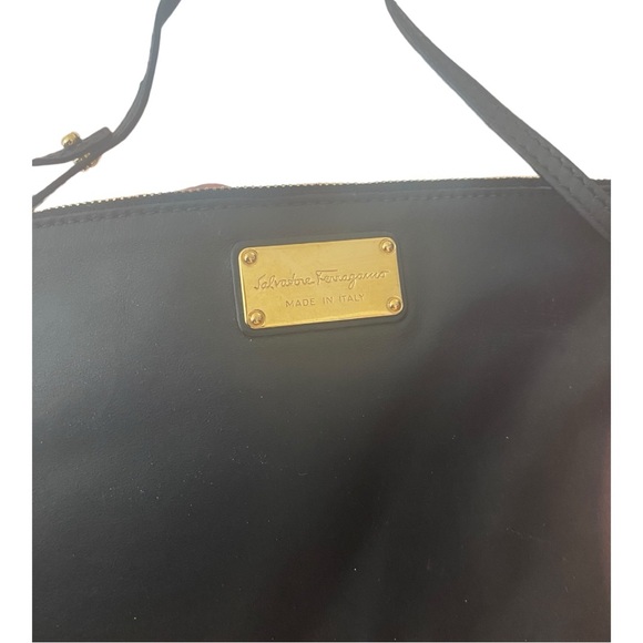 Salvatore Ferragamo black leather Wristlet - Picture 10 of 13